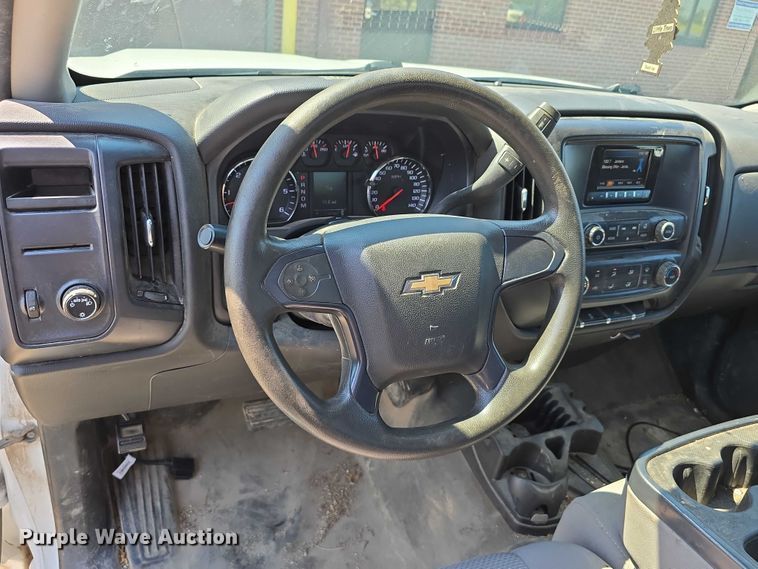 image for item EO1571 2014 Chevrolet Silverado 1500 pickup truck