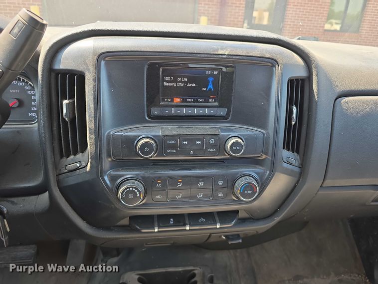 image for item EO1571 2014 Chevrolet Silverado 1500 pickup truck