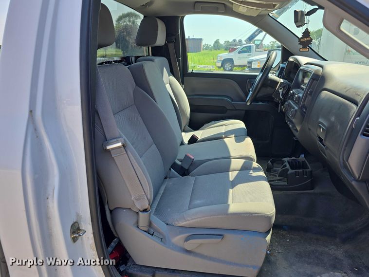 image for item EO1571 2014 Chevrolet Silverado 1500 pickup truck