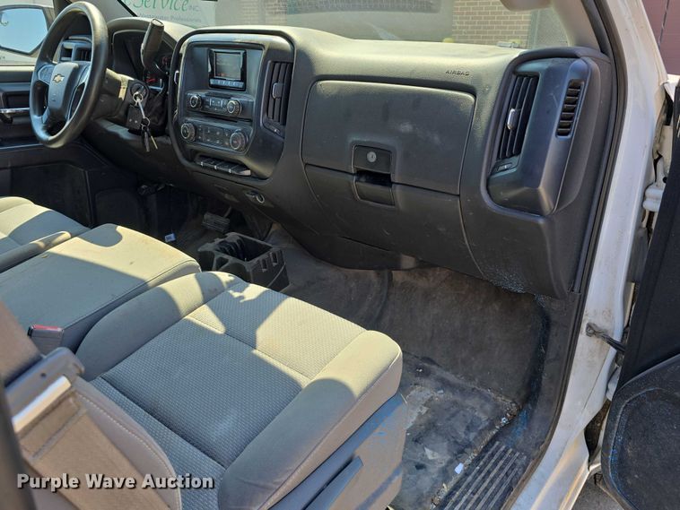 image for item EO1571 2014 Chevrolet Silverado 1500 pickup truck