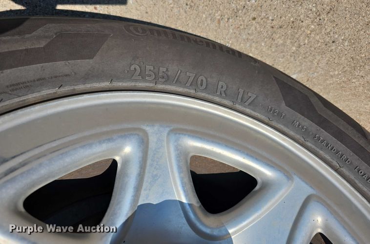 image for item EO1571 2014 Chevrolet Silverado 1500 pickup truck