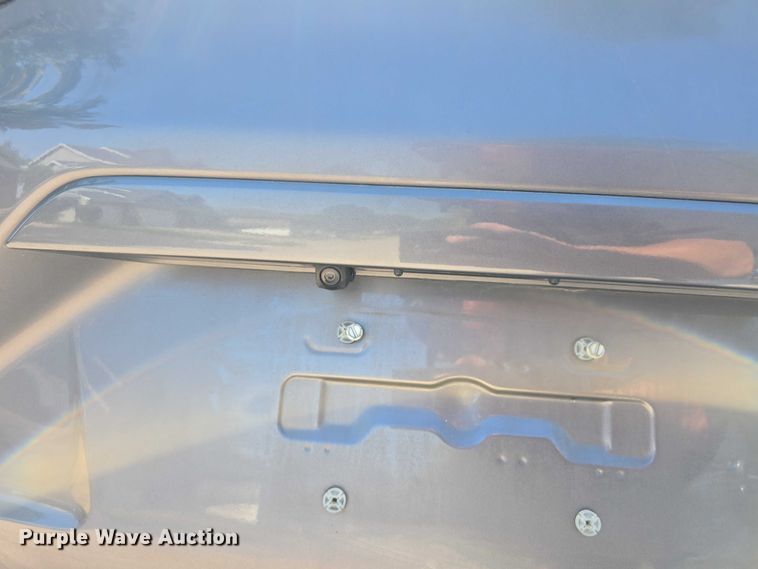 image for item EO1572 2021 Honda CR-V SUV