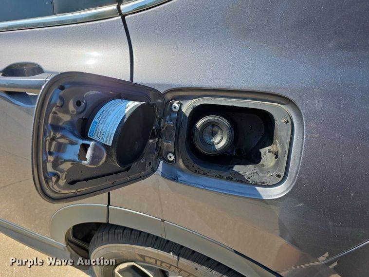 image for item EO1572 2021 Honda CR-V SUV