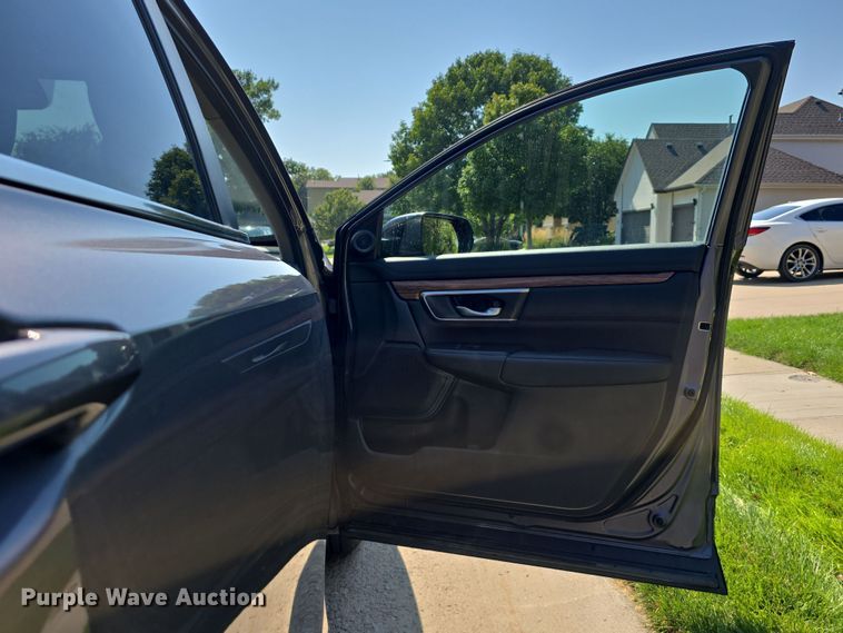 image for item EO1572 2021 Honda CR-V SUV