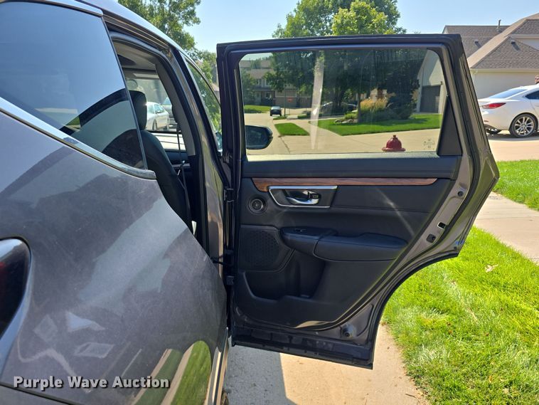 image for item EO1572 2021 Honda CR-V SUV