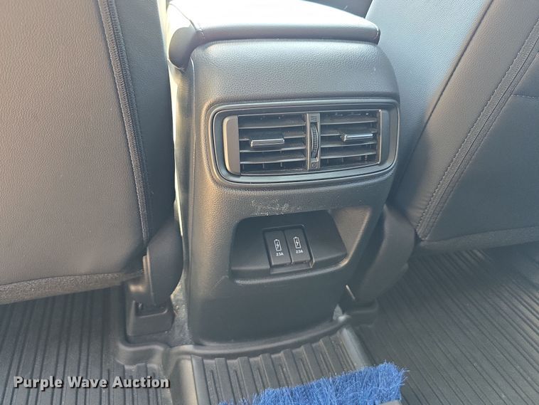 image for item EO1572 2021 Honda CR-V SUV