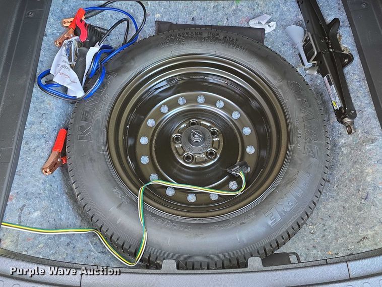 image for item EO1572 2021 Honda CR-V SUV