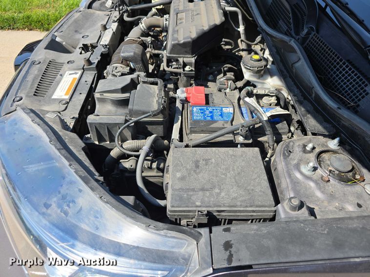 image for item EO1572 2021 Honda CR-V SUV