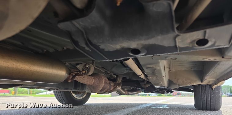 image for item EO1573 2008 Toyota Sienna LE van