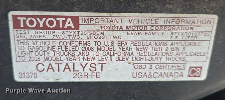 image for item EO1573 2008 Toyota Sienna LE van