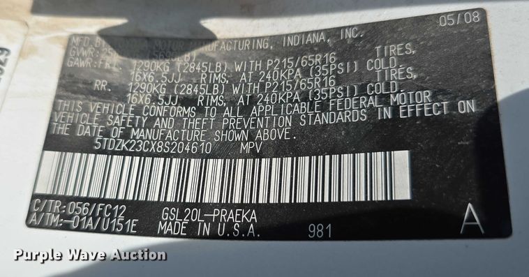image for item EO1573 2008 Toyota Sienna LE van