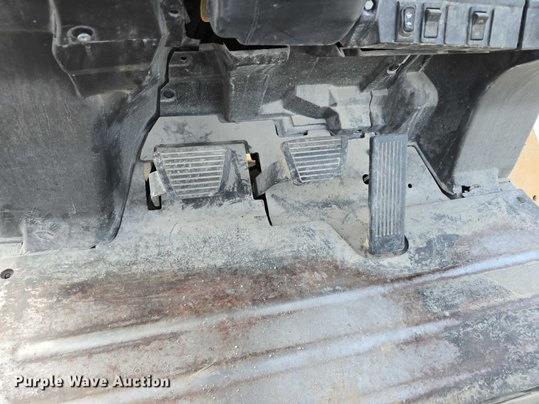 image for item EO1606 Caterpillar P8000 forklift