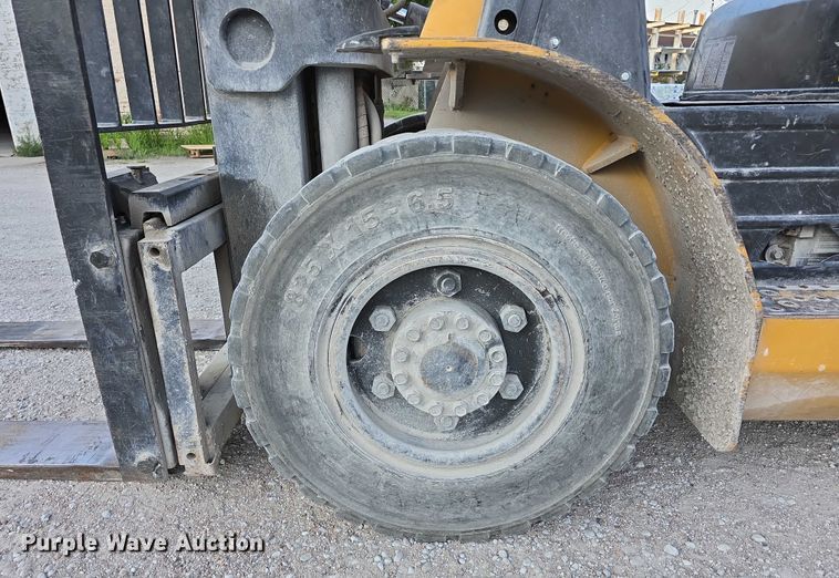 image for item EO1606 Caterpillar P8000 forklift