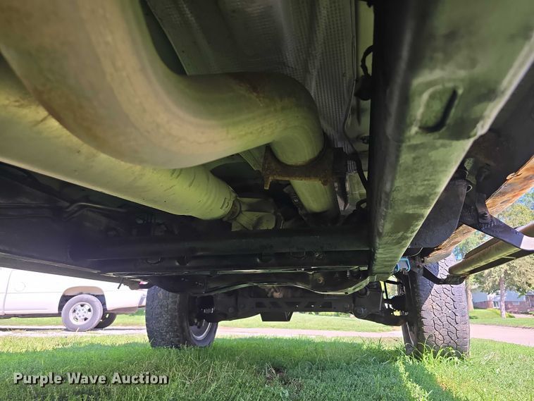 image for item EO1615 2015 Chevrolet Silverado 2500HD Crew Cab pickup truck