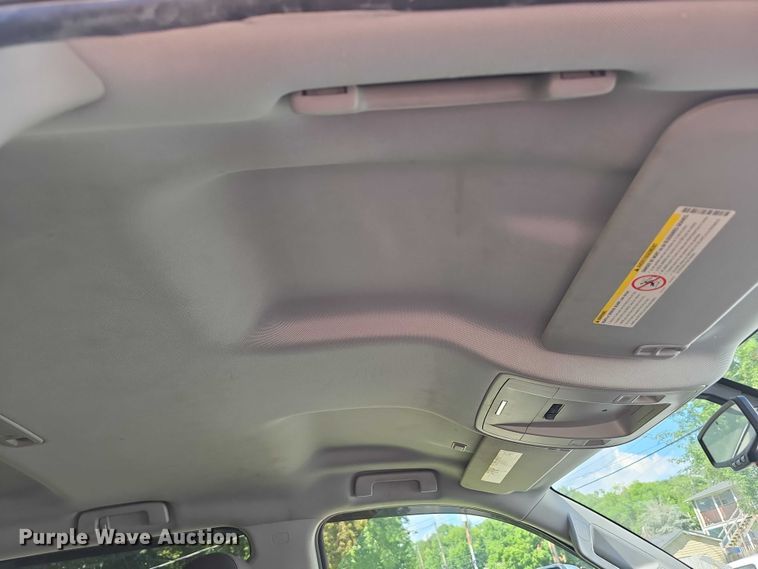 image for item EO1615 2015 Chevrolet Silverado 2500HD Crew Cab pickup truck