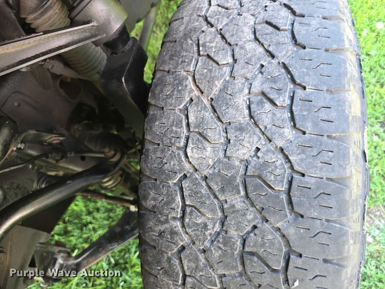 image for item EO1615 2015 Chevrolet Silverado 2500HD Crew Cab pickup truck