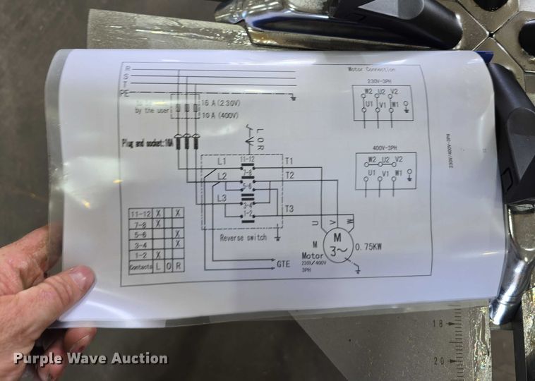 image for item EO1628 Powertek PT620 tire machine