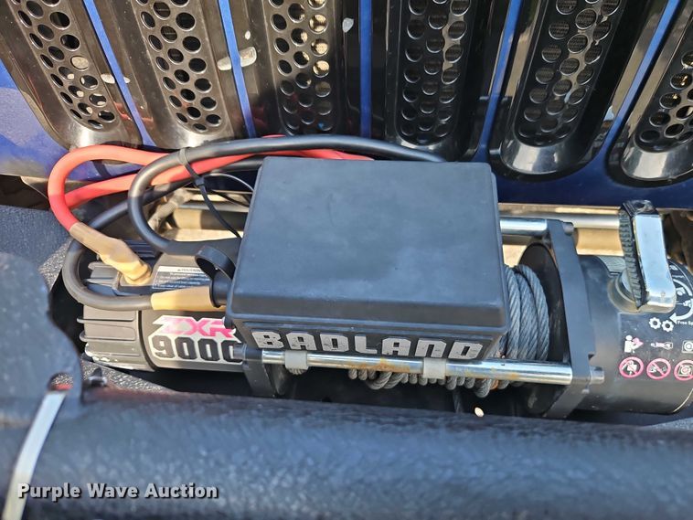 image for item EO4600 2010 Jeep Wrangler SUV