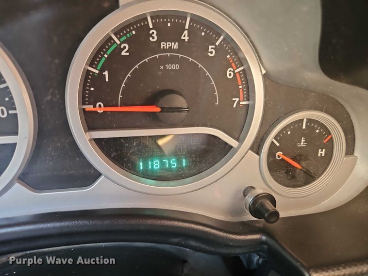 image for item EO4600 2010 Jeep Wrangler SUV