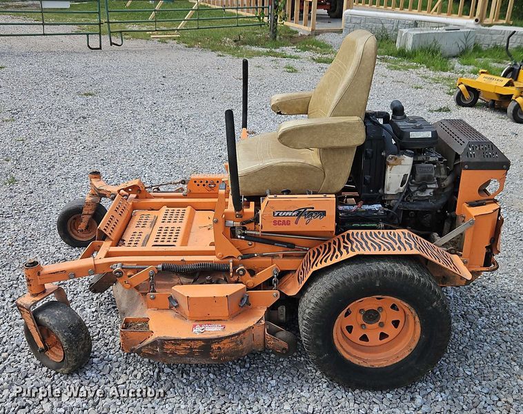 image for item EO4632 Scag Turf Tiger ZTR lawn mower