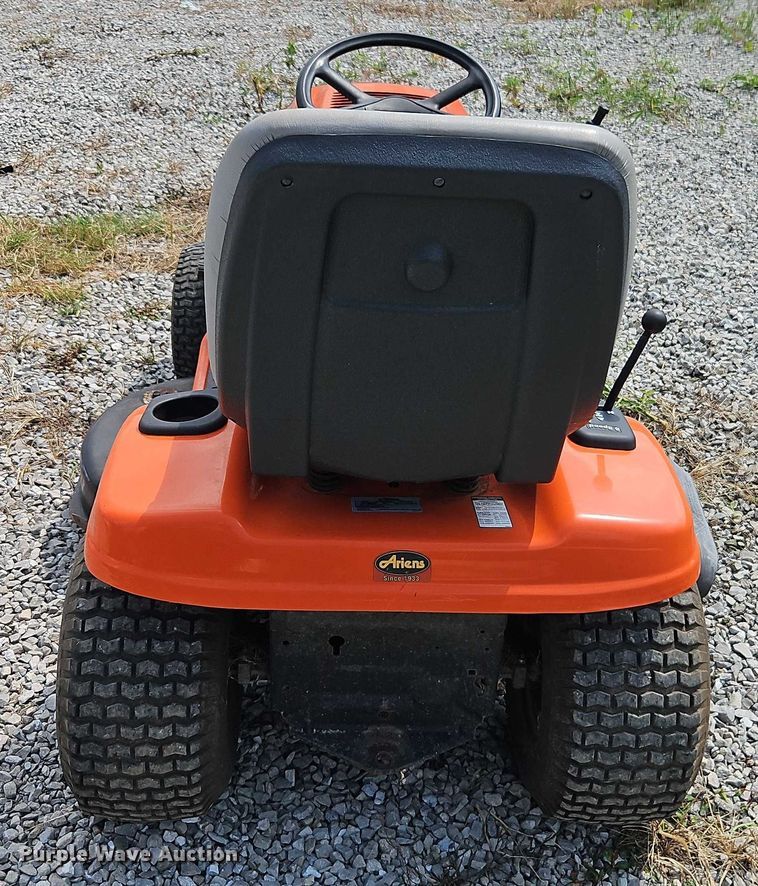 image for item EO4633 Ariens lawn mower