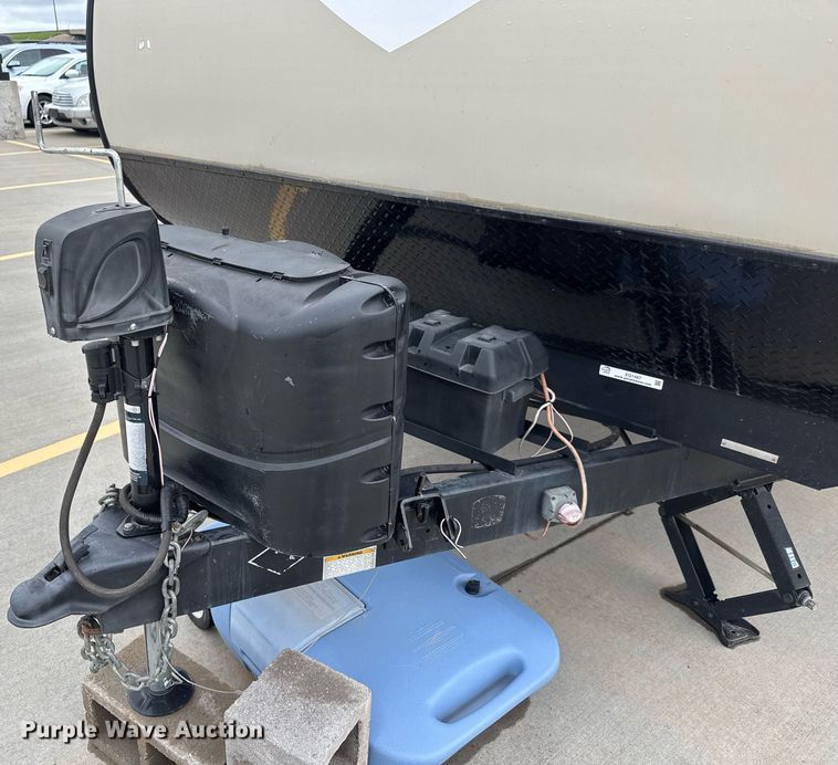 image for item EQ1487 2015 Evergreen I-GO camper