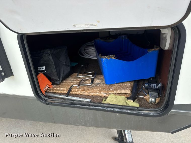 image for item EQ1487 2015 Evergreen I-GO camper