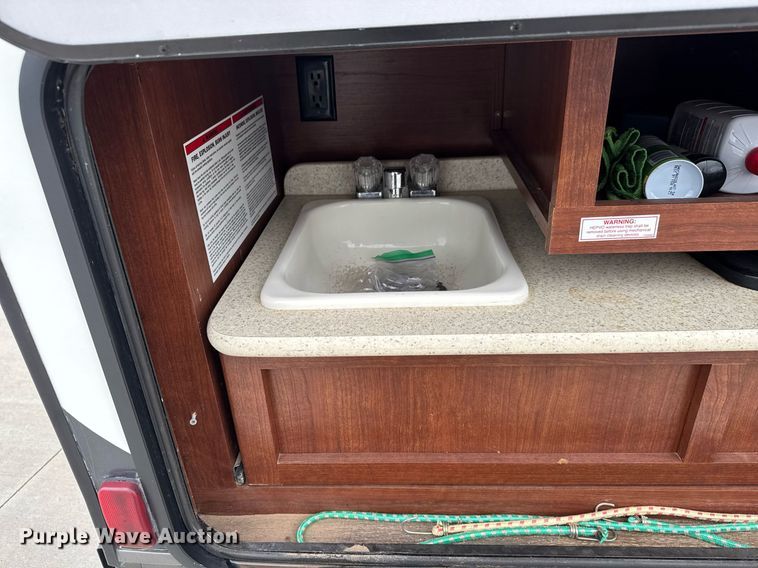 image for item EQ1487 2015 Evergreen I-GO camper