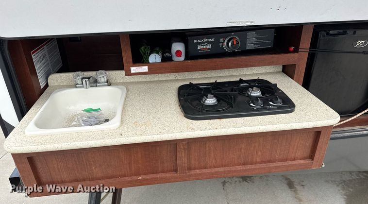 image for item EQ1487 2015 Evergreen I-GO camper