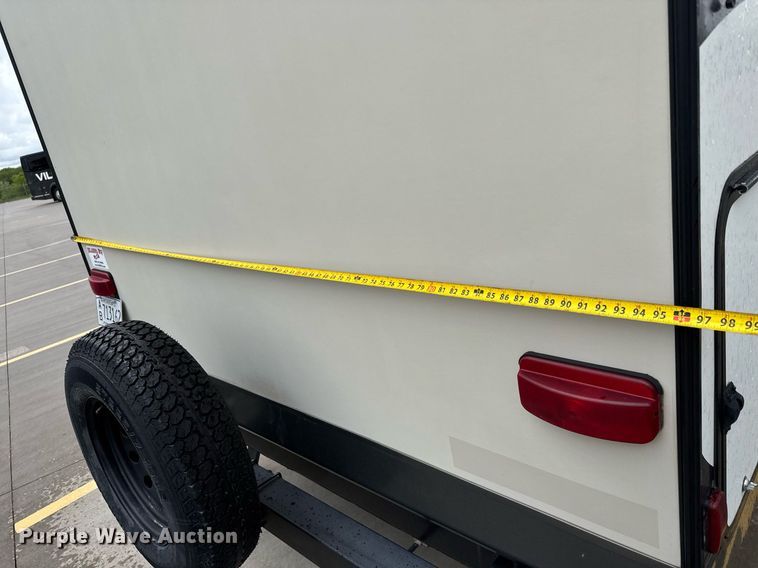 image for item EQ1487 2015 Evergreen I-GO camper