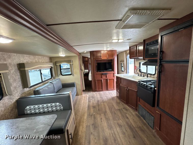 image for item EQ1487 2015 Evergreen I-GO camper