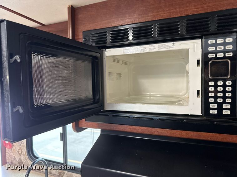 image for item EQ1487 2015 Evergreen I-GO camper