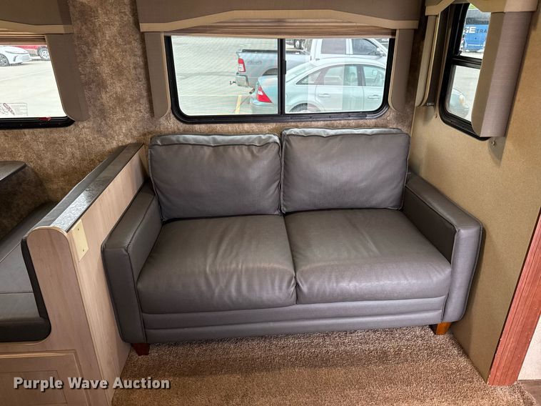 image for item EQ1487 2015 Evergreen I-GO camper