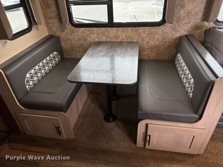 image for item EQ1487 2015 Evergreen I-GO camper