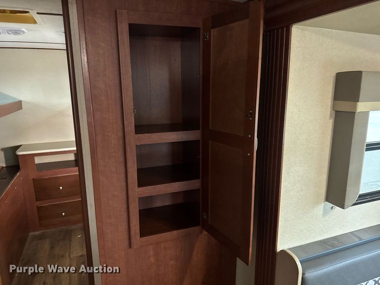 image for item EQ1487 2015 Evergreen I-GO camper