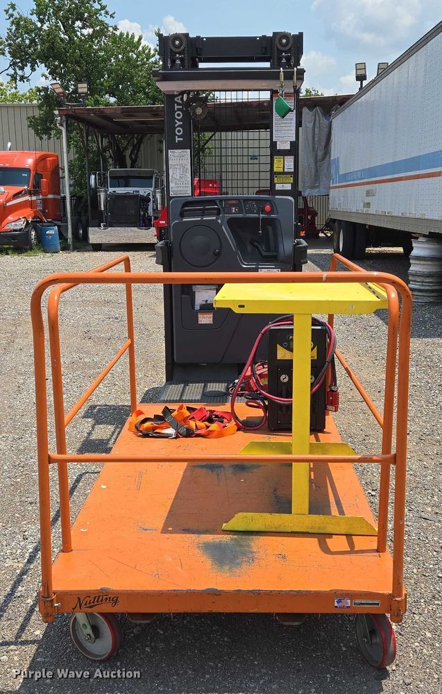 image for item EQ4117 2021 Toyota 8BPUE15 order picker