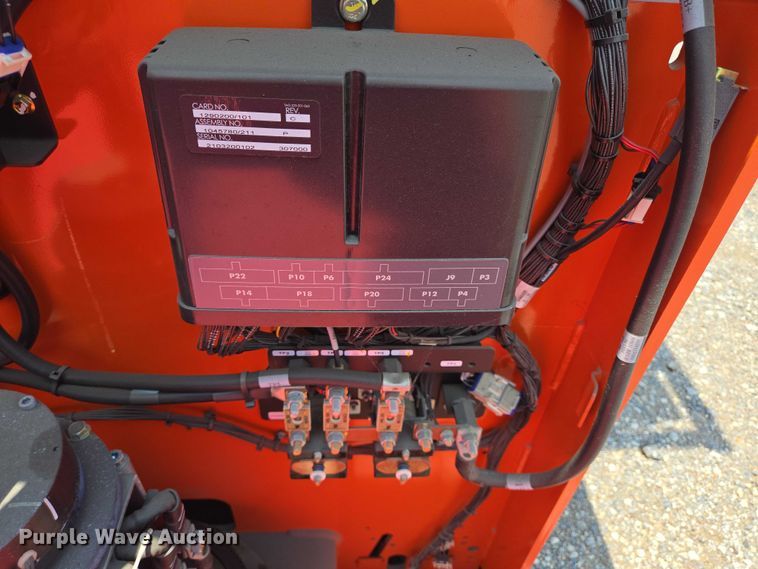 image for item EQ4117 2021 Toyota 8BPUE15 order picker