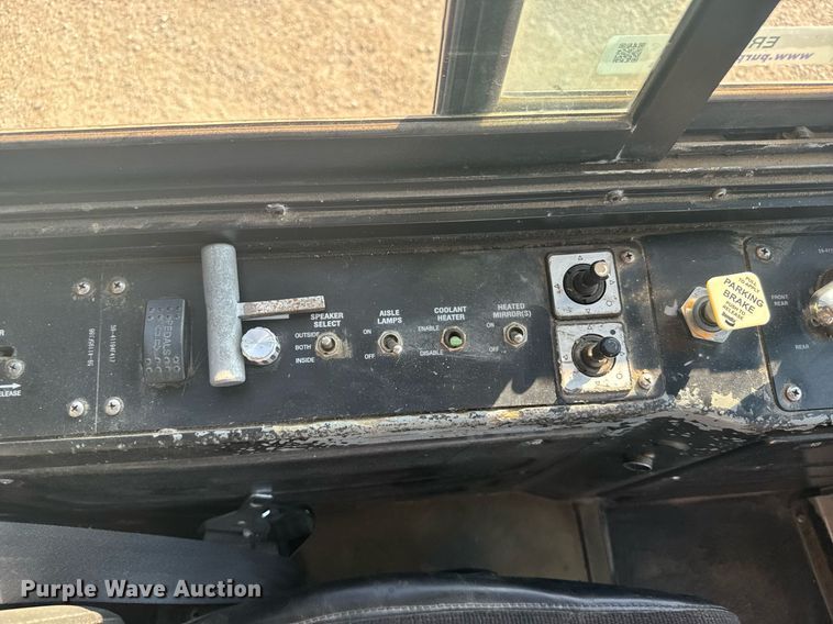 image for item ER2089 2009 Gillig G27E102N2 shuttle bus