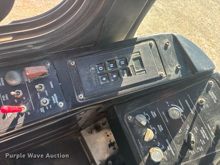 image for item ER2089 2009 Gillig G27E102N2 shuttle bus