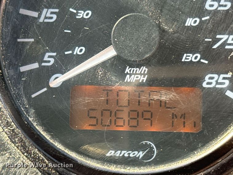 image for item ER2089 2009 Gillig G27E102N2 shuttle bus