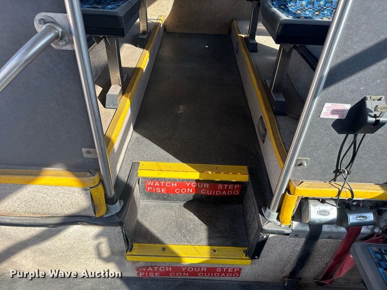 image for item ER2089 2009 Gillig G27E102N2 shuttle bus