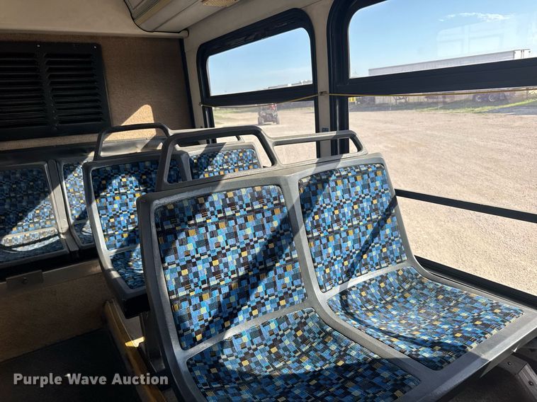 image for item ER2089 2009 Gillig G27E102N2 shuttle bus