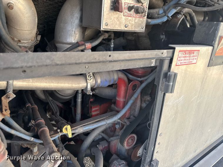 image for item ER2089 2009 Gillig G27E102N2 shuttle bus