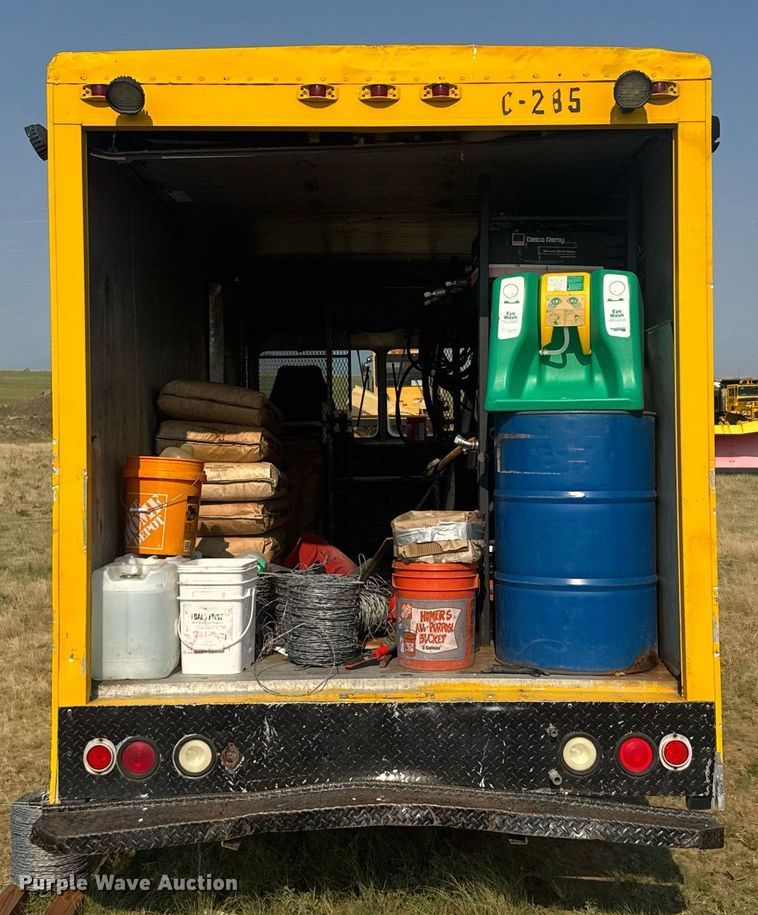 image for item ER2214 1983 Chevrolet P20 delivery van