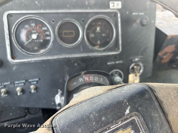 image for item ER2214 1983 Chevrolet P20 delivery van