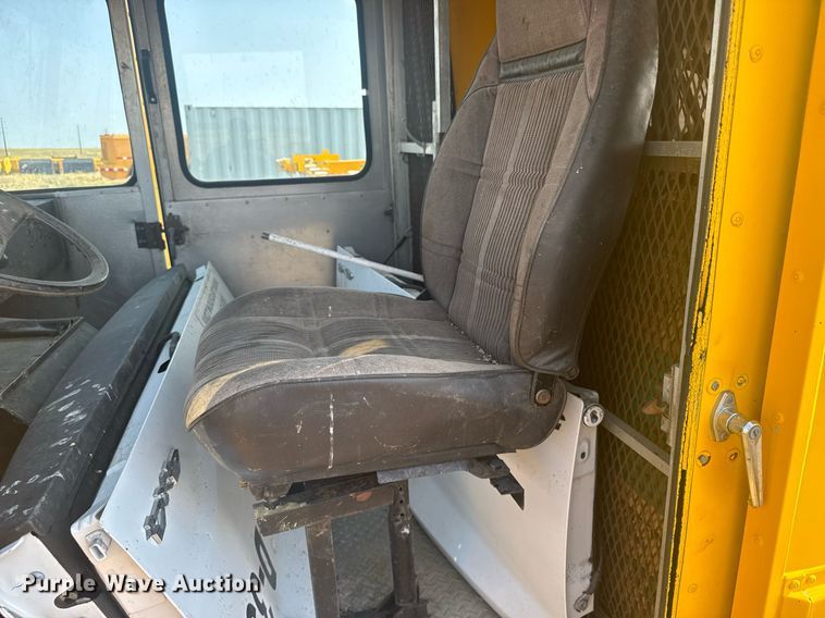 image for item ER2214 1983 Chevrolet P20 delivery van