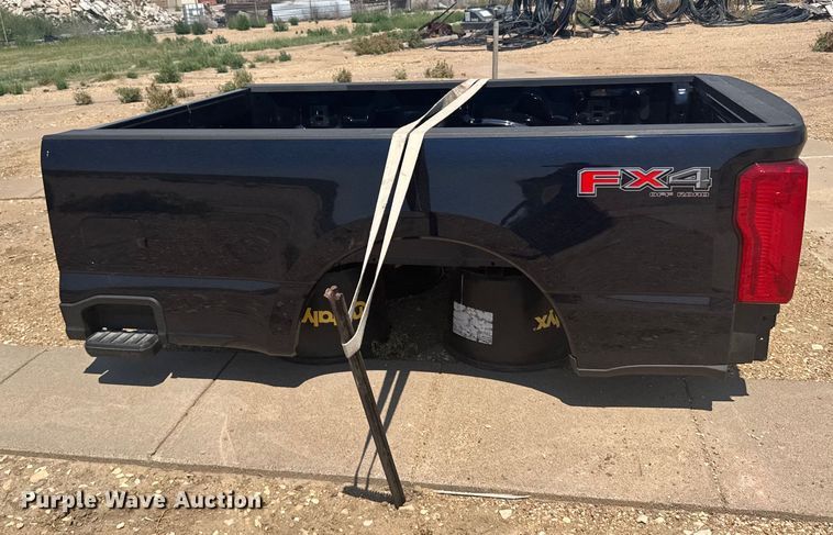 image for item ER2256 Pickup truck bed