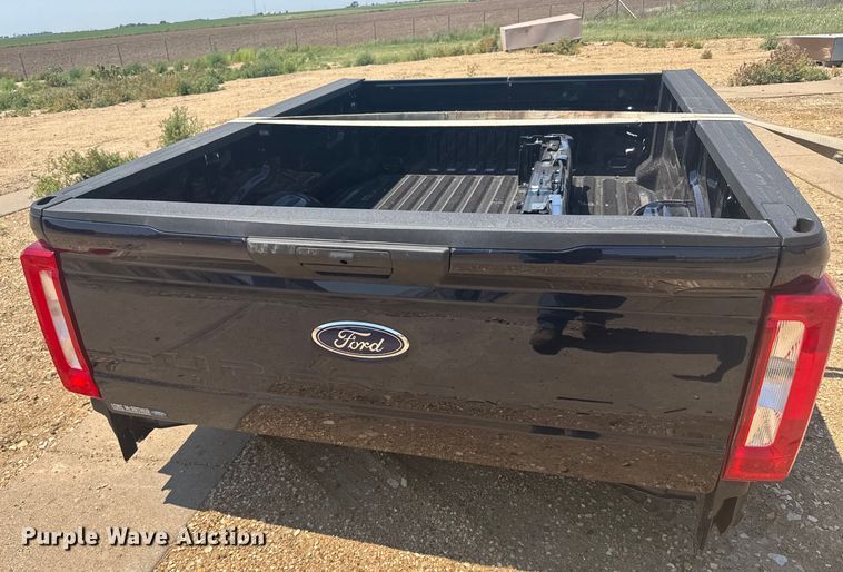 image for item ER2256 Pickup truck bed
