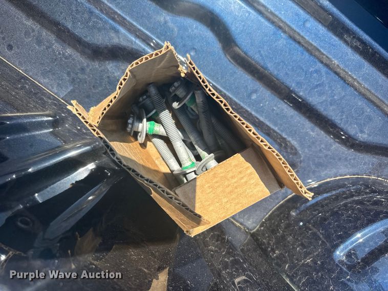 image for item ER2256 Pickup truck bed