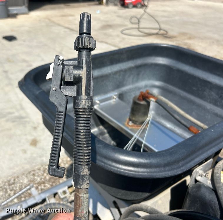 image for item ET3000 LT Rich Z Sprayer turf sprayer